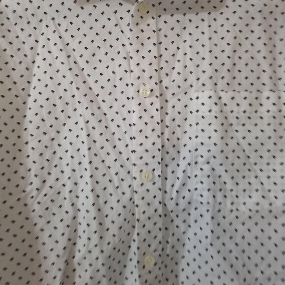 Goodfellow & Co White Button-Up Shirt With Black Arrow Print Long Sleeves Size M - Picture 3 of 4